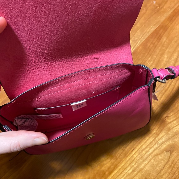 GAP Hot Pink Leather Crossbody Bag - Picture 3 of 5